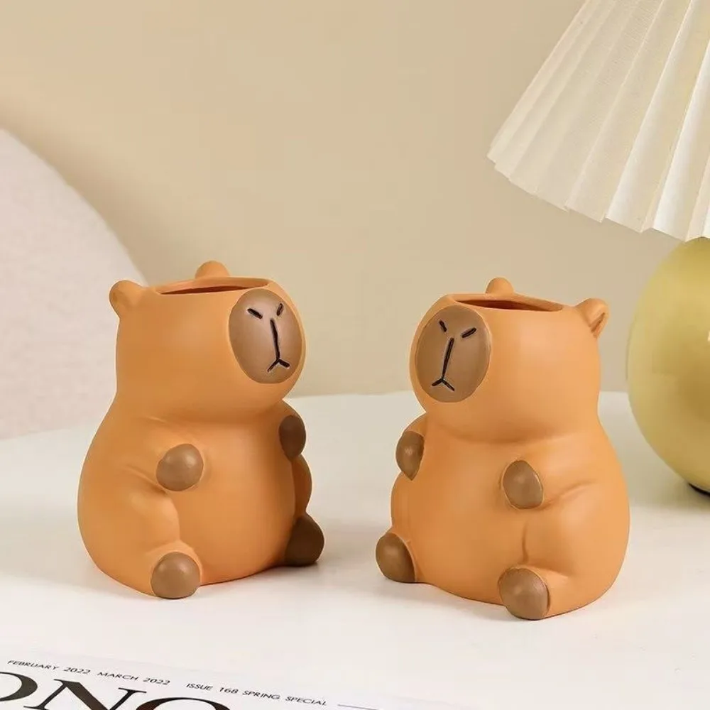 

Funny Capybara Pen Holder Cartoon Multi-functional Pencil Storage Box Storage Case Desk Ornament