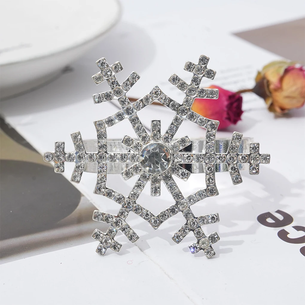 

6pcs/set Pretty Appearance Silver Snowflake Napkin Rings Elegant Table Decorations Elegant gold