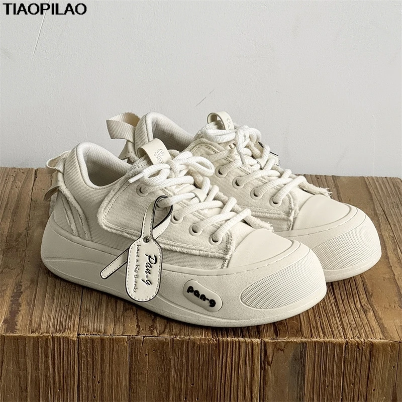 

Женские белые туфли на платформе оригинального дизайна, повседневные спортивные мужские кроссовки, увеличивающие рост, весенне-осенние парусиновые туфли для пар