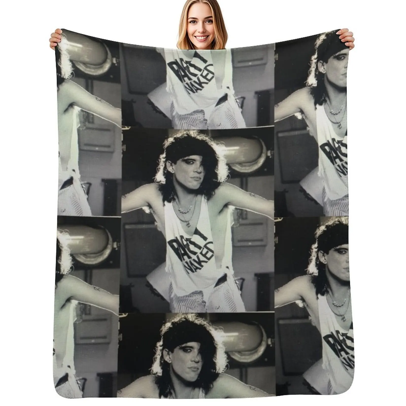 RATT STEPHEN PEARCY by Neil Zlowzower Print 2023 Throw Blanket Heavy Summer Bed Fashionable Bed linens bed plaid Blankets