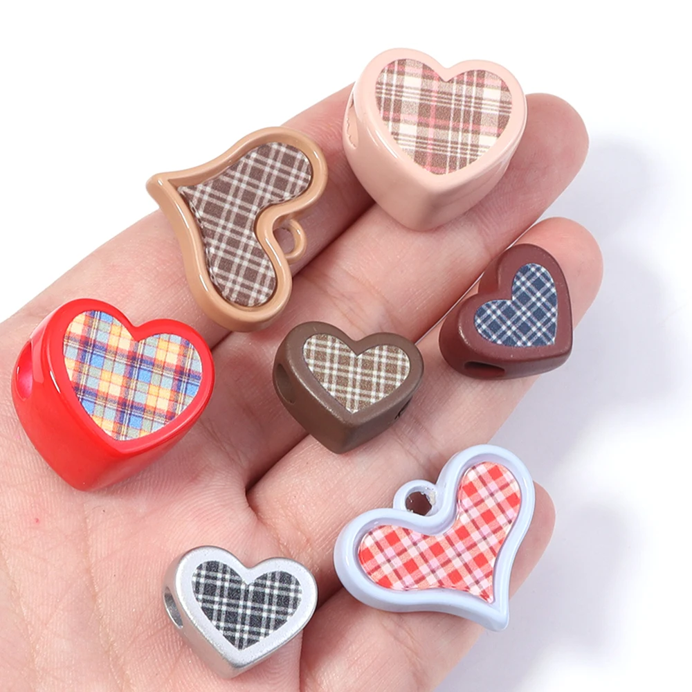 5-10pcs Vintage Plaid Heart Acrylic Beads Cream Color Acrylic Beads Loose Beads For Jewelry Making DIY Necklace Kaychains