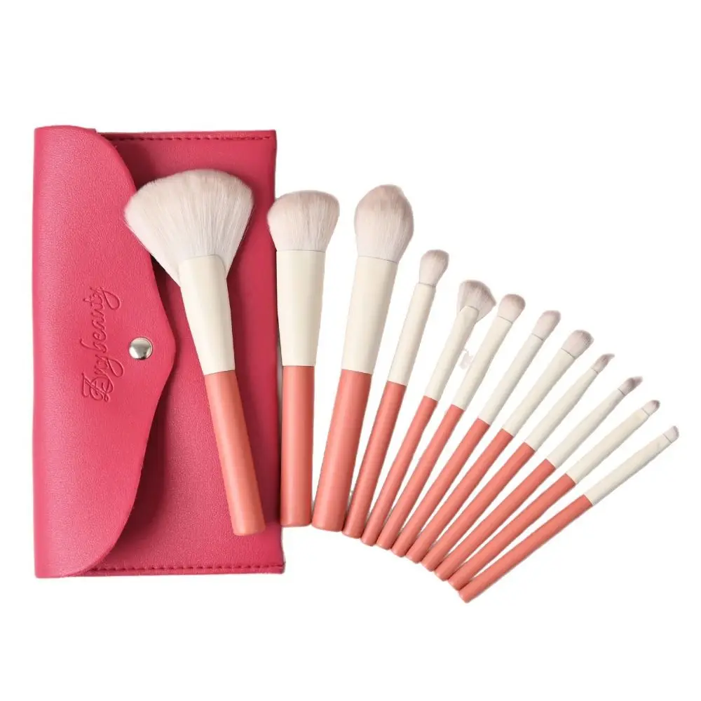 Ensemble de pinceaux de maquillage moelleux, manche en bois avec sac de rangement, brosse pour ombre à paupières, brosse professionnelle pour correcteur de cheveux doux pour débutant