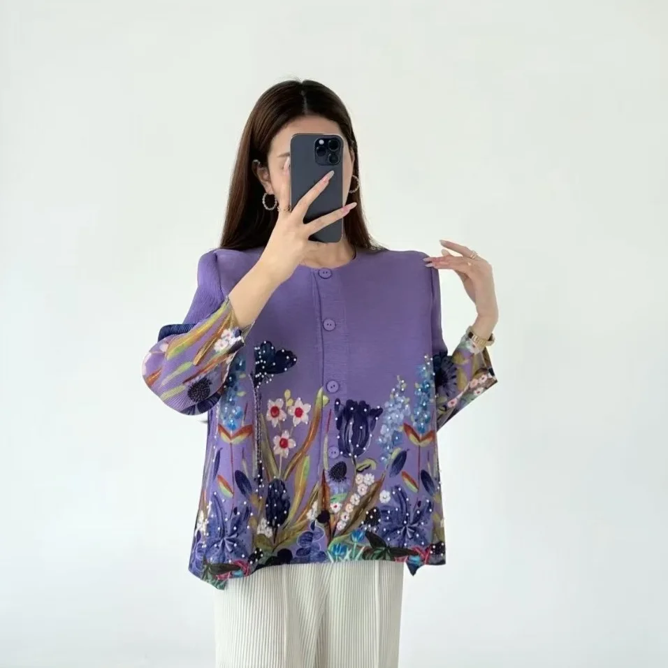 Miyake Fold 2025 New Shirt Women's Round Neck Loose Temperament Casual Printed Cardigan Top Versatile Commuter Shirt Autumn