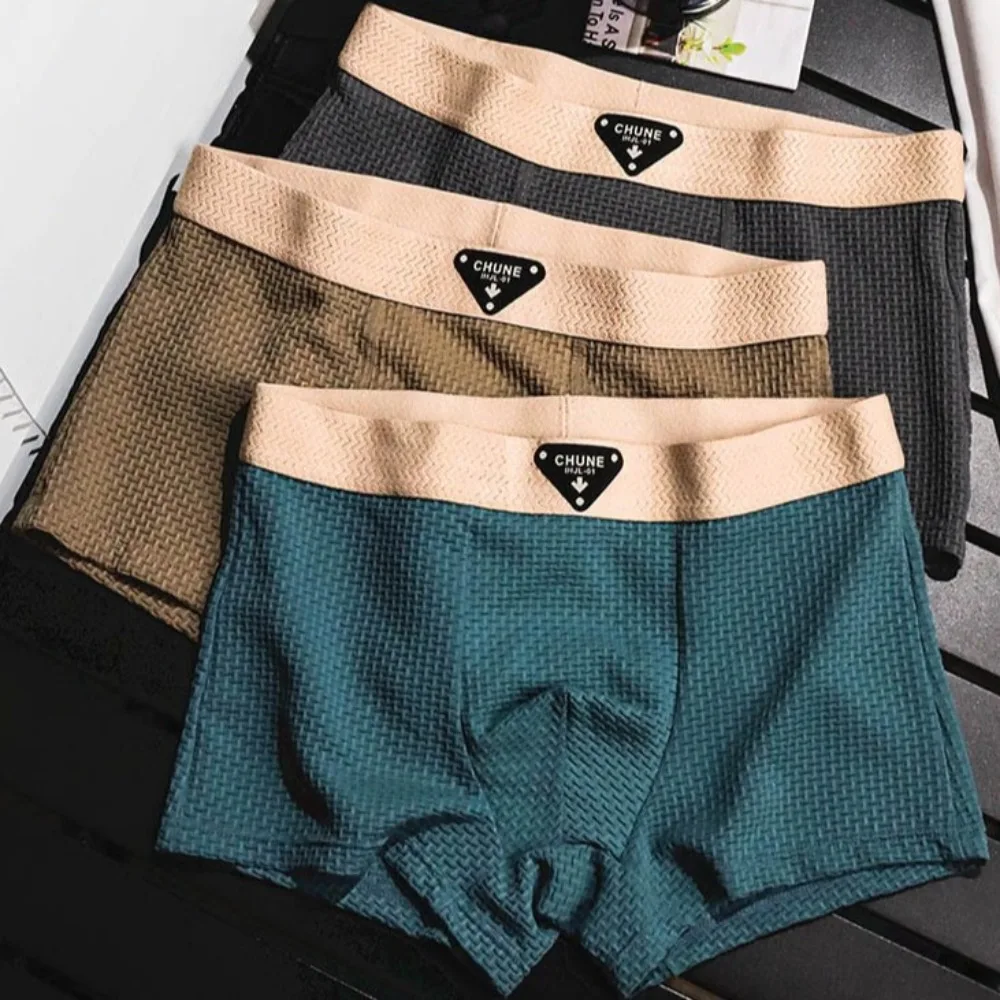 3Pcs Comfortable Traceless Men's Ice Slik Panties Underpants Simple Shorts Boxers Flat Pants Mid Waist Underwears for Man Travel
