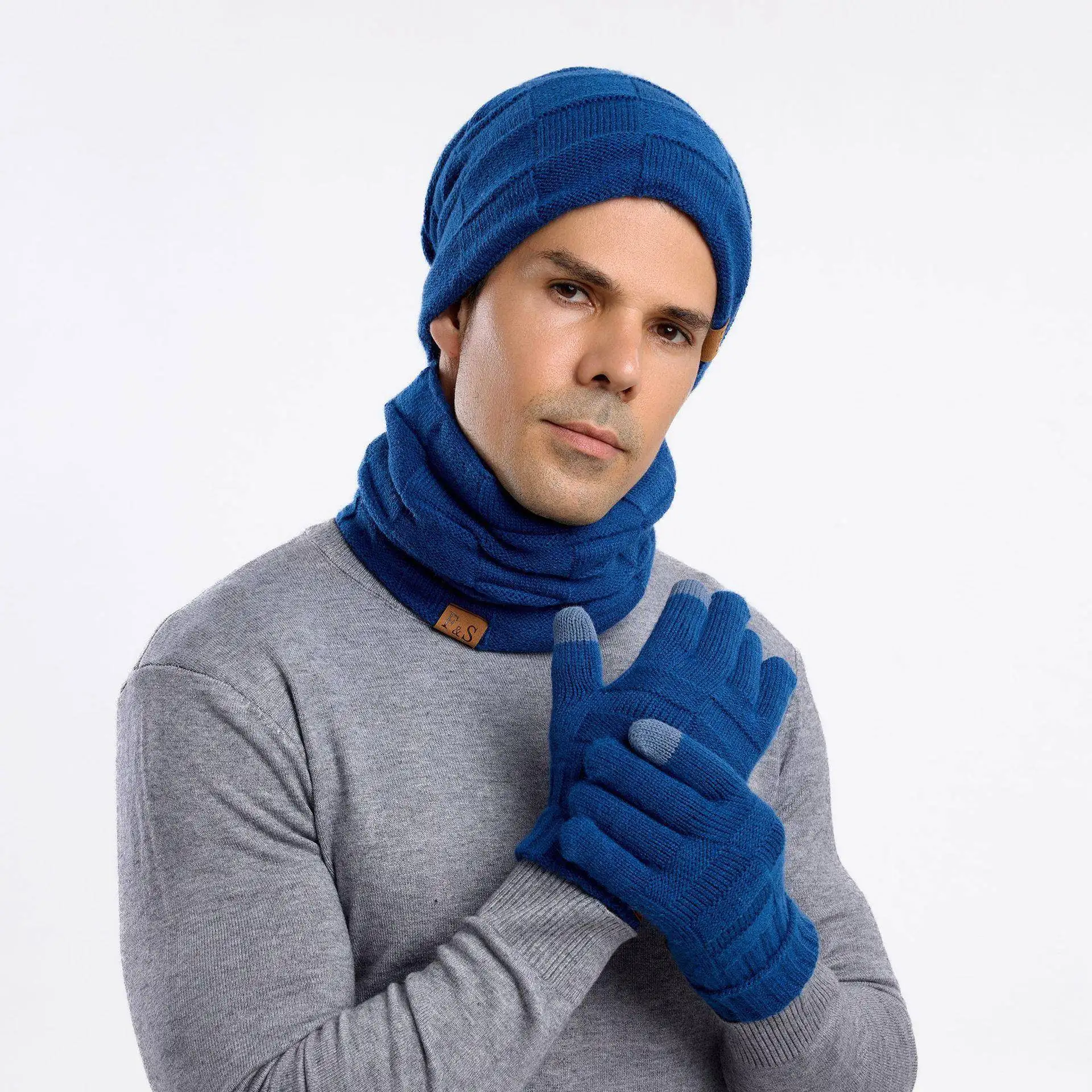 set-invernale-di-cappello-sciarpa-e-guanti-in-maglia-calda-antivento-in-lana-per-adulti-accessori-alla-moda