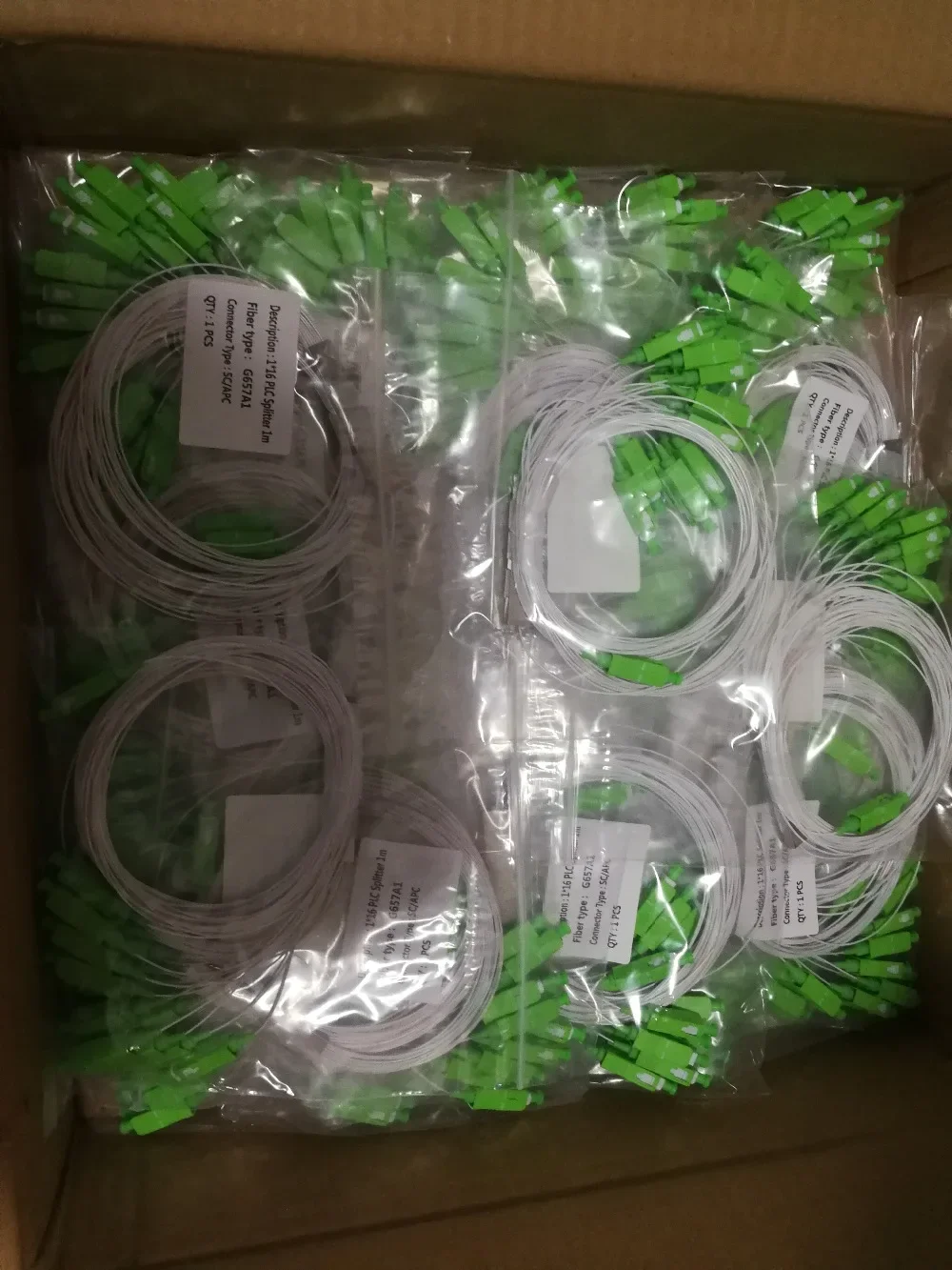 

FTTH Fiber Optical PLC Splitter SC APC 1 : 16 Mini steel tube type 1x16 0.9mm Connector