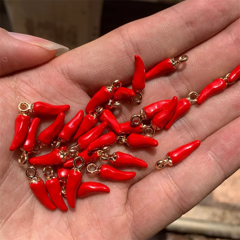 10pcs/pack Gold Color 3D Red Chili Shaped Charms Pendants for Jewelry Making DIY Handmade Bracelets Earrings Accessories 18*5mm