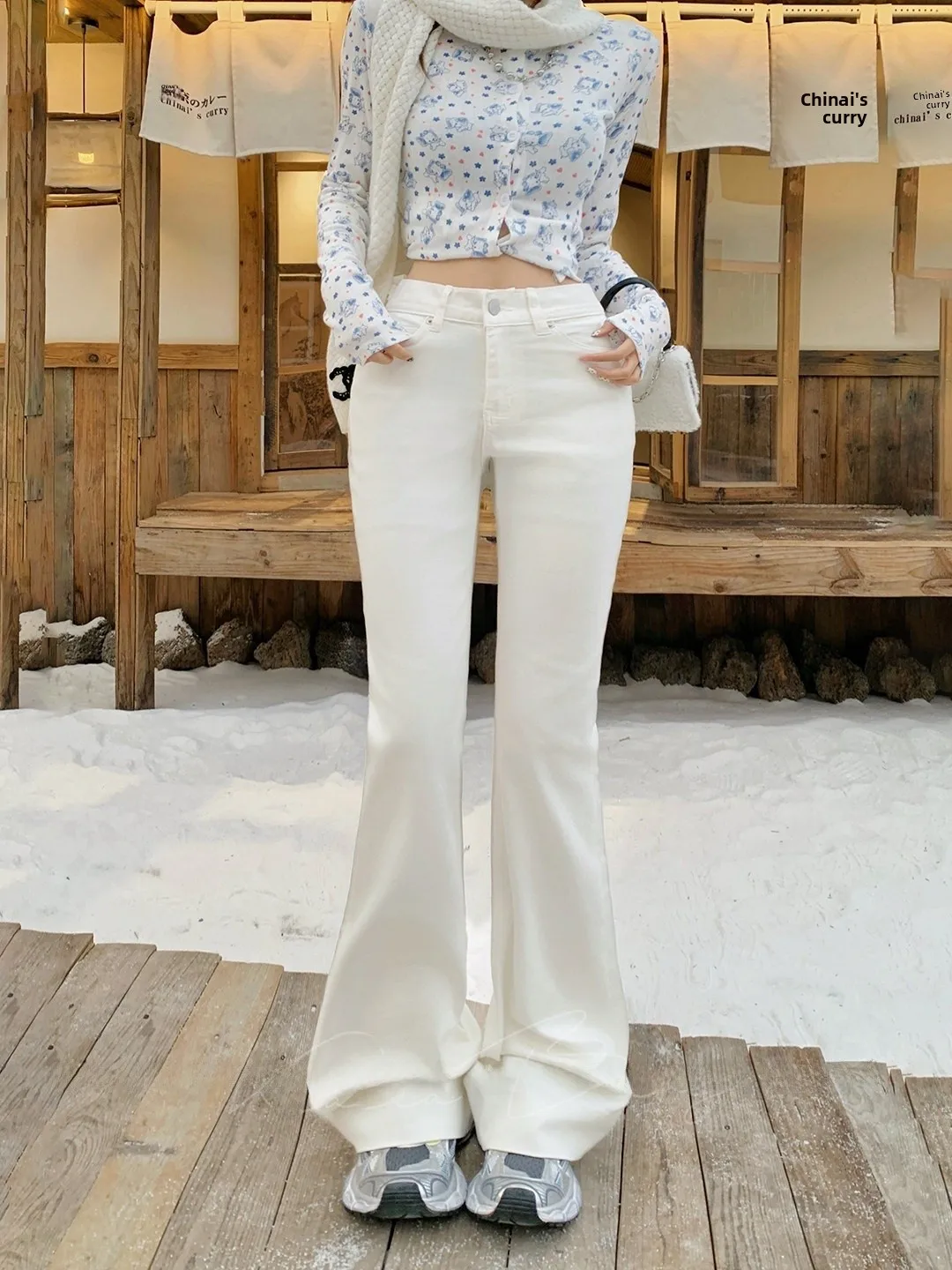 

Американские ретро-джинсы с высокой талией и расклешенными штанинами, женские, весенние, новые, утягивающие, эластичные, подчеркивающие бедра, белые, из хлопкового стрейч-денима