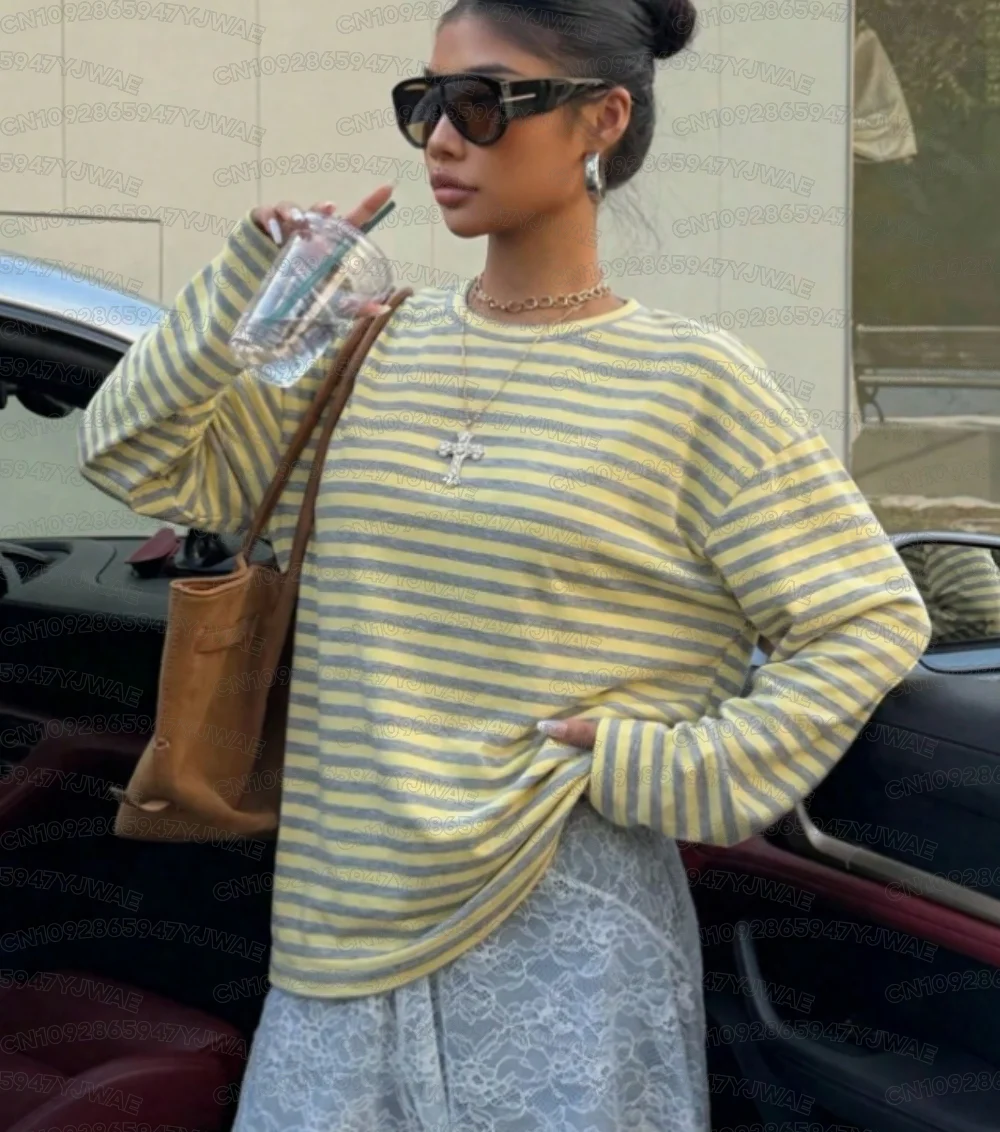 Frühlings- und Herbst-Damen-T-Shirt mit minimalistischem Streifenmuster, Rundhalsausschnitt, langen Ärmeln, Übergröße, im Retro-Amerikanischen Stil. – Detail 10