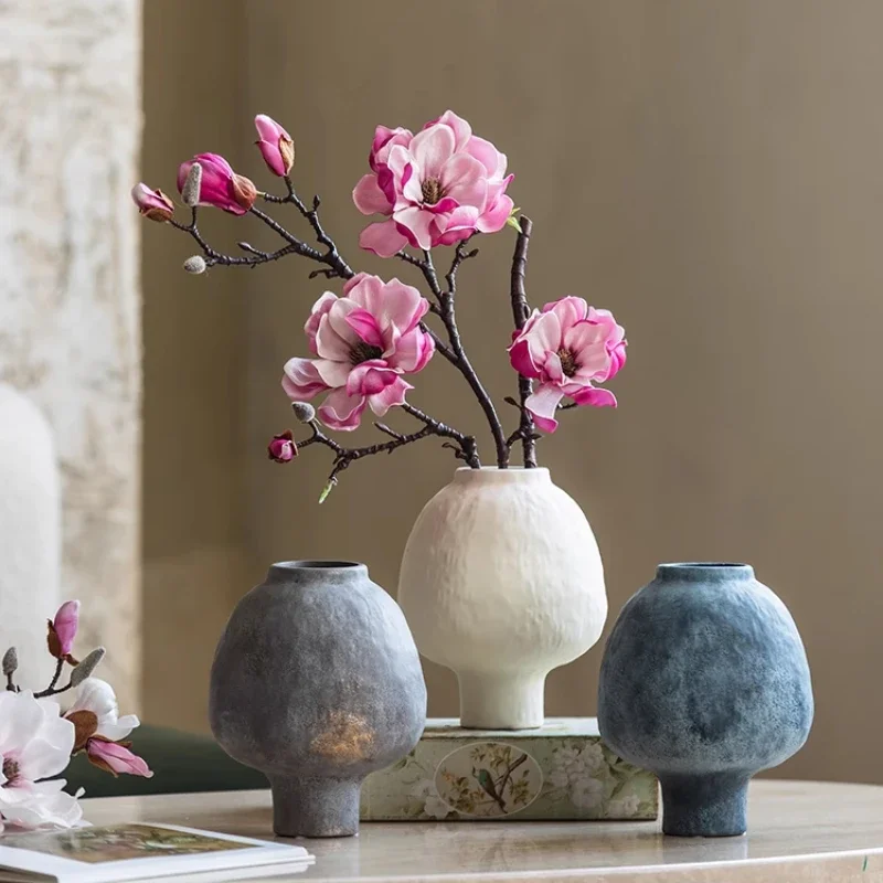 Tie-pattern Ceramic Vase Cream-colored Wave-patterned Decorative Vase Minimalist Style Home Dining Table Entrance Decoration