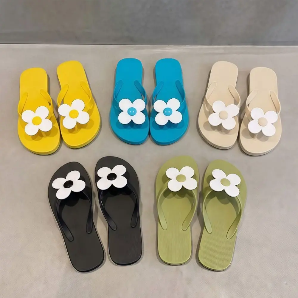 Sunflower Women's Flip-Flops Soft Sole Versatile Casual Flat Sandals Anti-odor Non-Slip Summer Beach Sandals Indoor Outdoor