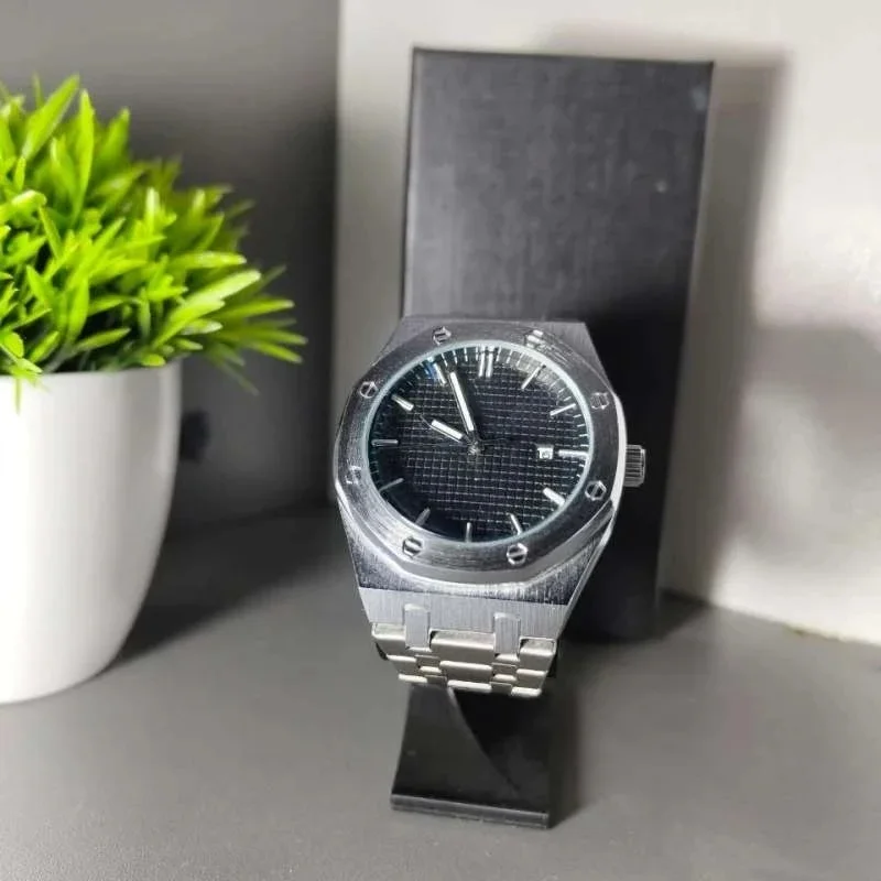 Minimal Desktop Wristwatch Display Holder Simple Tabletop Watch Storage Rack Timepiece Organizer Accessory