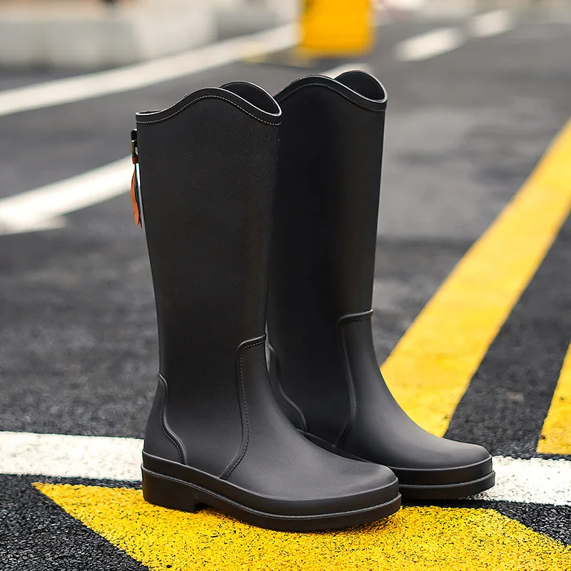 

Women's High-Tube Rain Boots Fashionable Waterproof Slip-Resistant Long Tube Work Boots Kitchen Duty Rubber Shoes