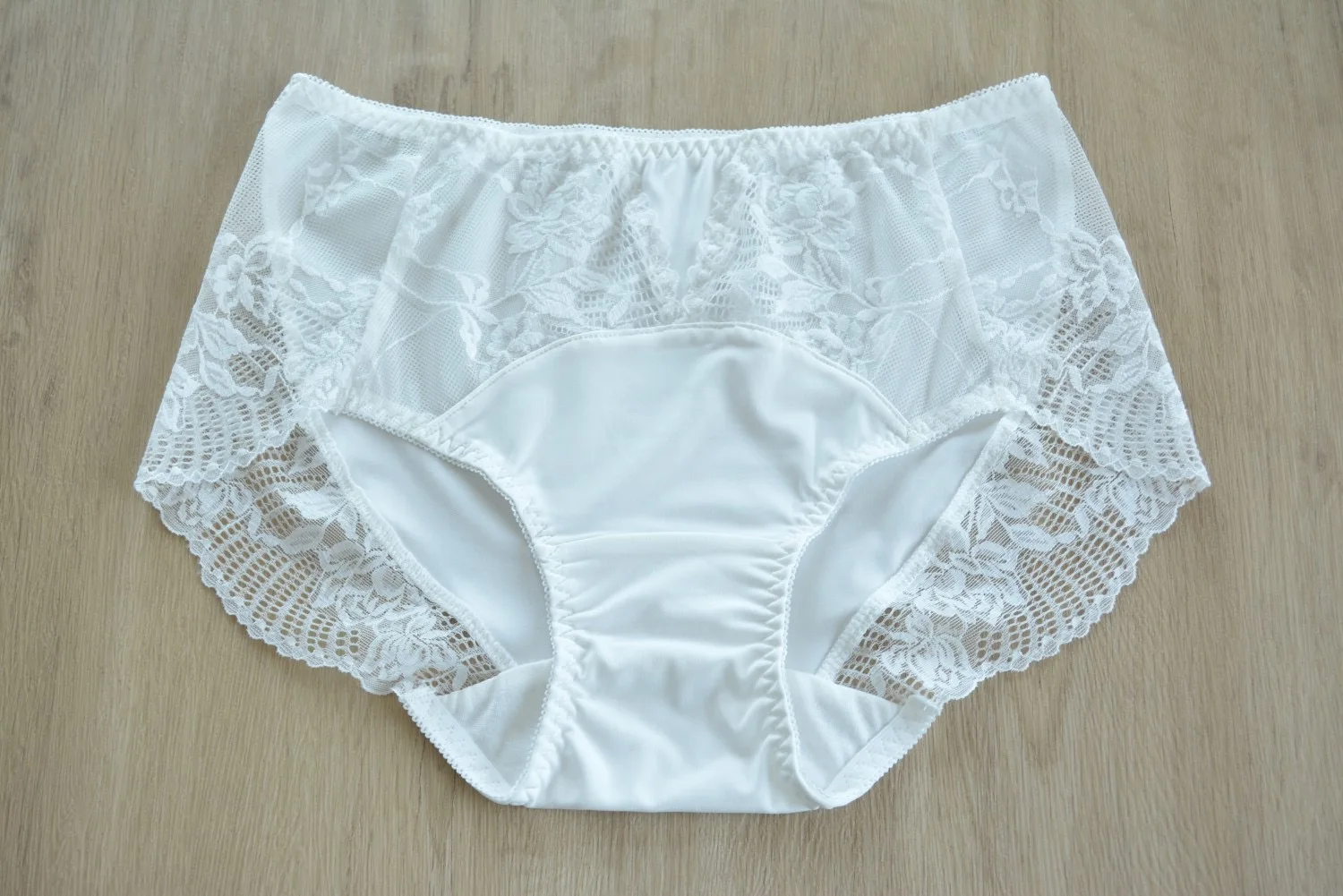 S620 Women's Panties Cotton and Milk With Lace Briefs Mid-Rise Female Panties Girl Panties Lady Panties