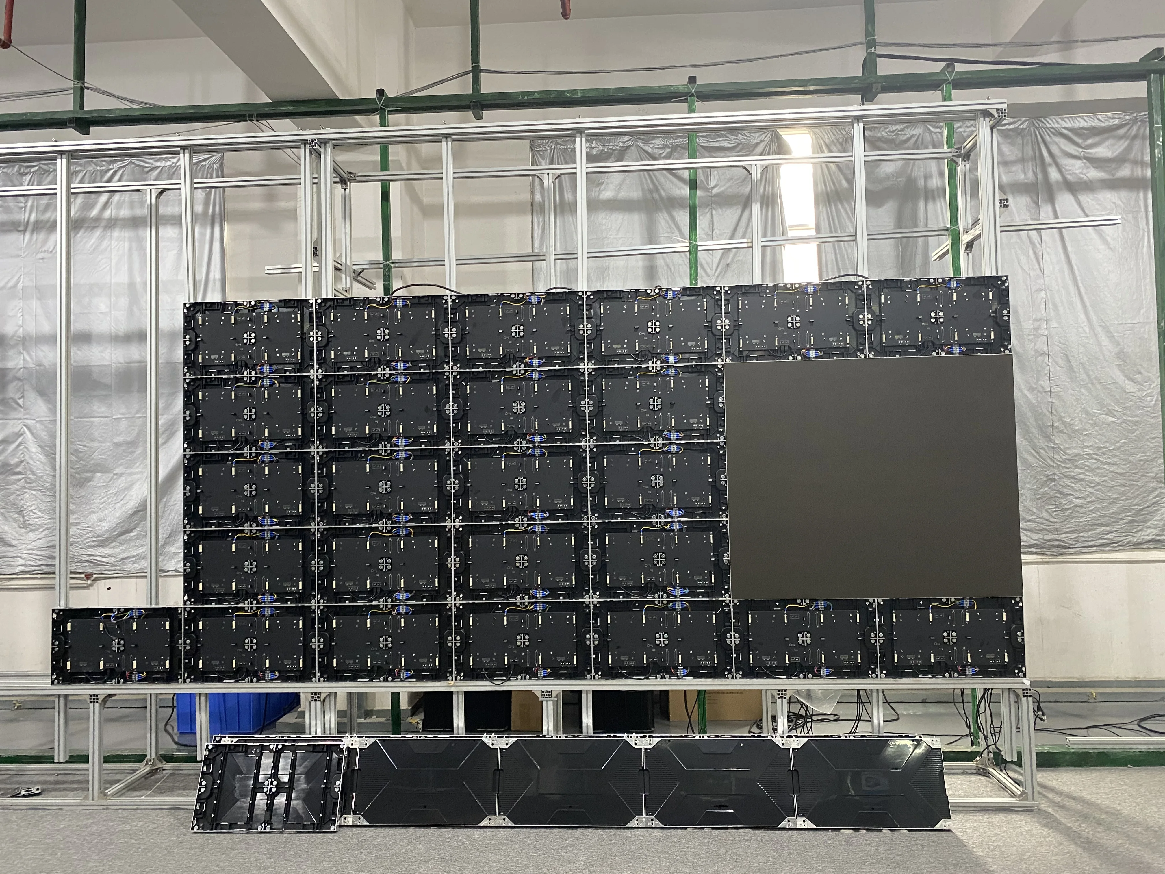 8k 4k SMDHDP1.25 P1.53 P1.86 P2 P2.5 P3 P3.076 P4 P5 Full Color Ultrathin Fixed Indoor LED Video Wall Panel LED Screen Display