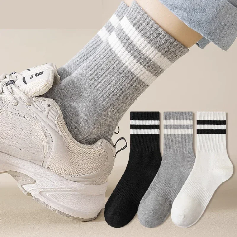 

3 пары женских носков средней длины в параллельную полоску, простые спортивные впитывающие пот высококачественные однотонные удобные носки для девочек