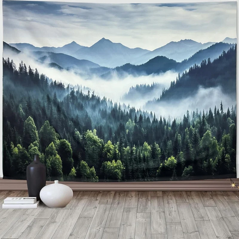 VIKAMA Wandteppich „Heilender Bergwaldnebel“ – Blaugrüner Gebirgszug mit Waldmotiv für Wohnzimmer, Sofa-Hintergrund, Wanddekoration