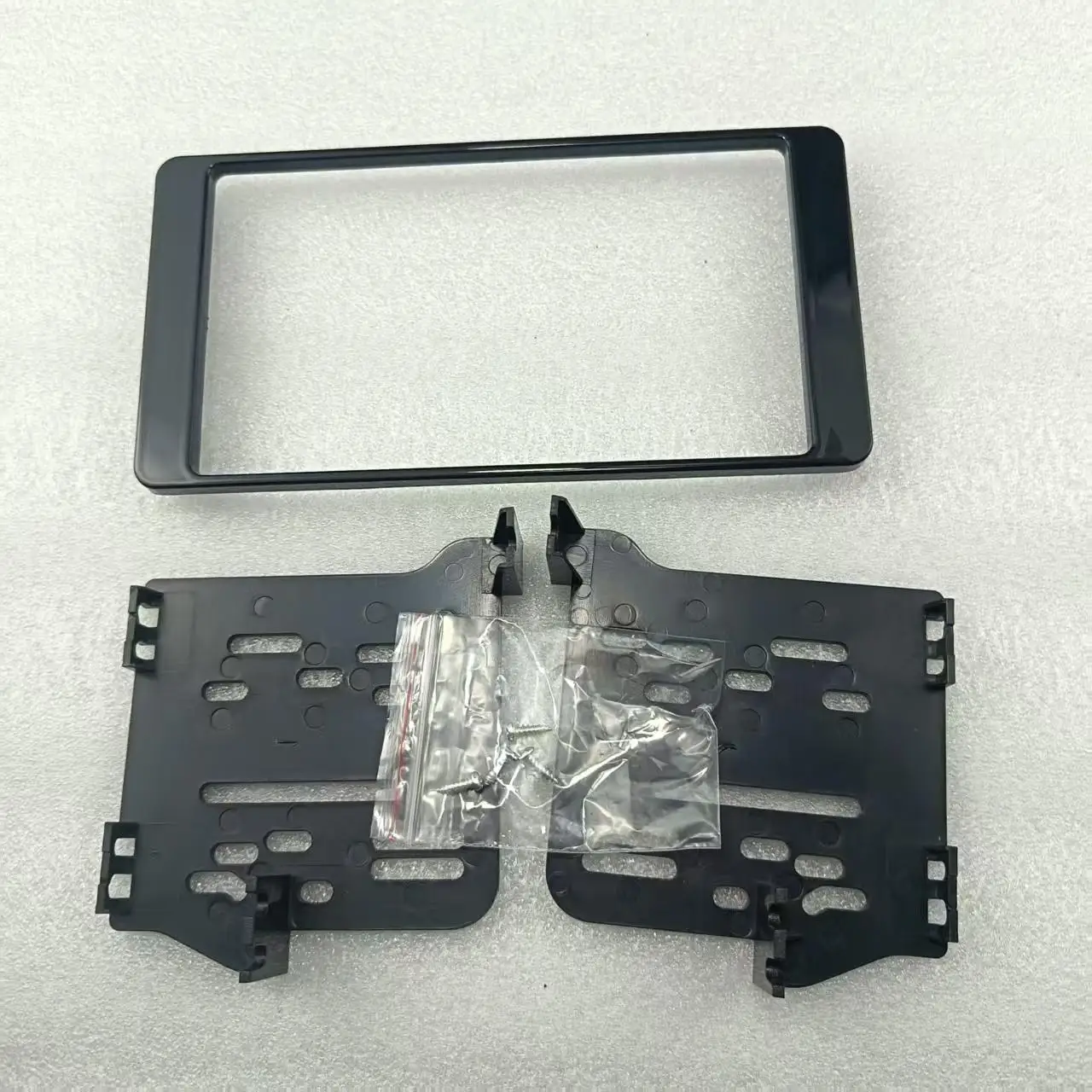 7INCH 2Din Car Radio Fascia for Mitsubishi Outlander 2014+ DVD Stereo Frame Plate Adapter Mounting Dash Installation Bezel