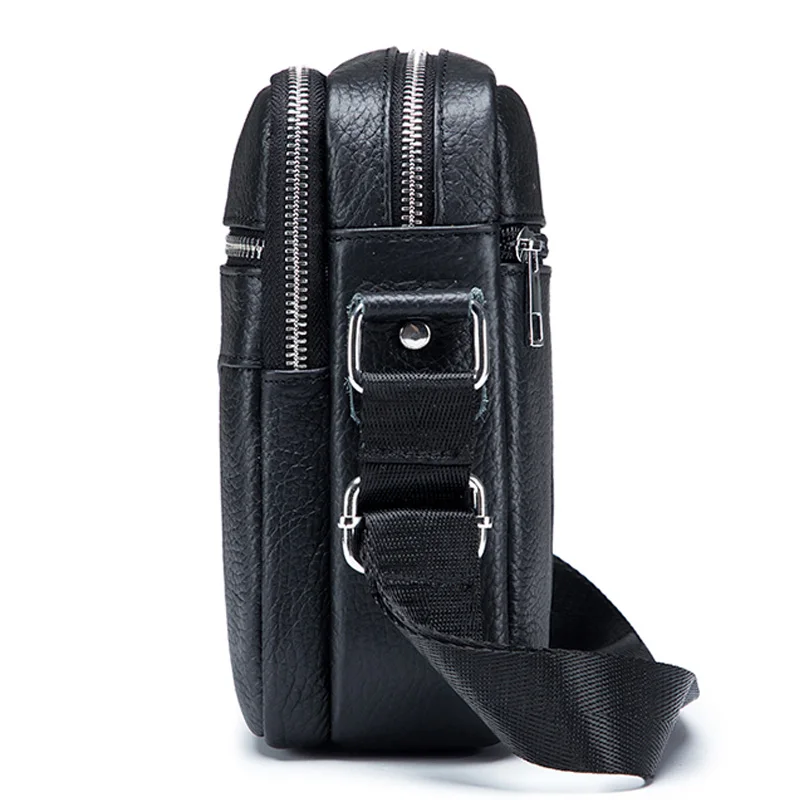 Casual Men Shoulder Bag for 8\