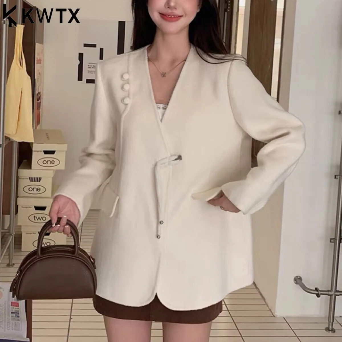 

KWTX 2025 New Elegant Drop Shoulder Wool Blazer Women's Double-Faced V-Neck Lapel Designer Buttons Loose Casual Chic Trench Coat