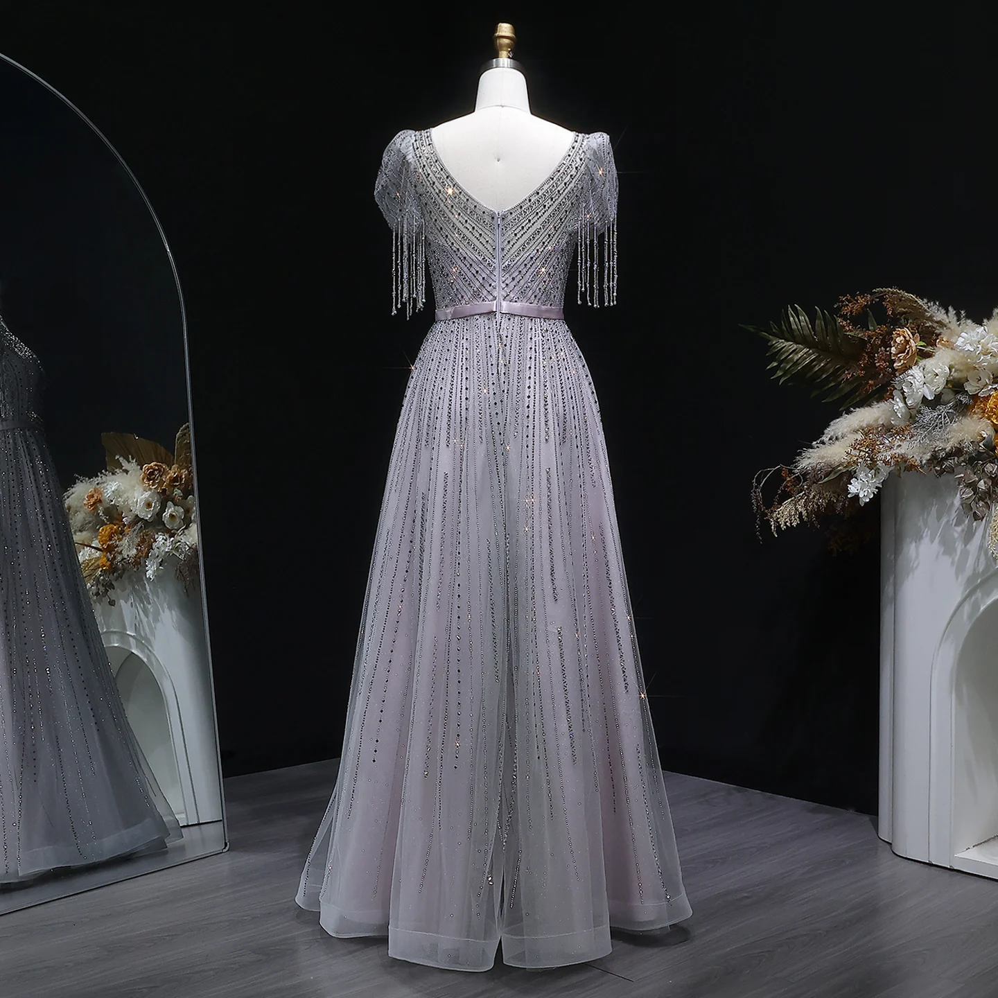 Sharon Said Dubai Quasten-Kristall-Abendkleid mit schwerer Perlenstickerei, lavendelfarben, mit kurzen Ärmeln, A-Linie, formelle Partykleider für Damen, SS199, maßgeschneidert – Detail 12