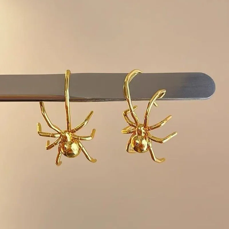 Gothic Spider Drop Earrings for Women Exquisite Vintage Creative Clip Earrings Fun Ear Cuffs Hip-Hop Punk Versatile Jewelry Gift