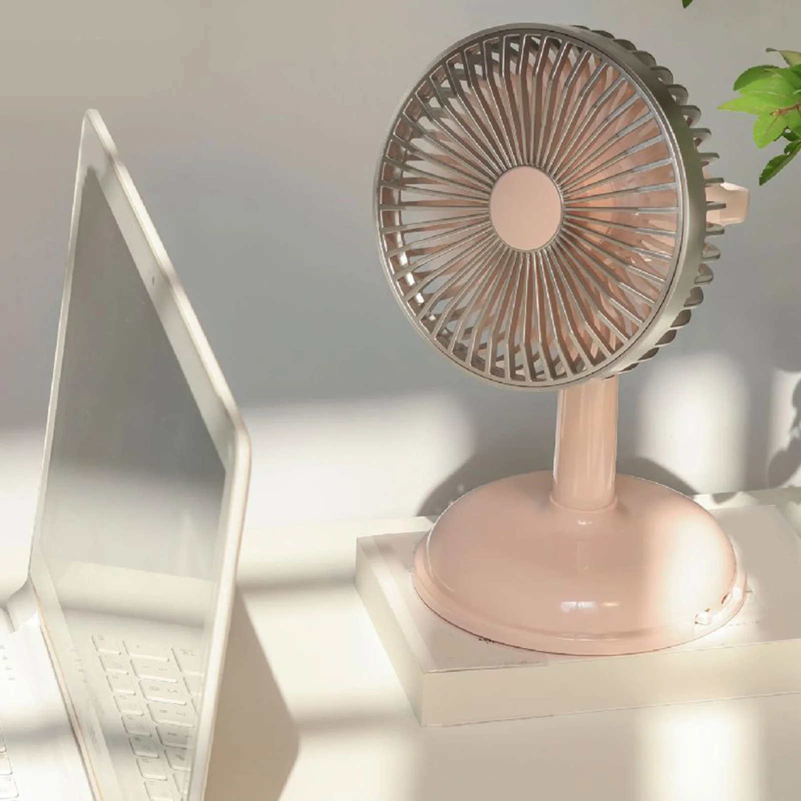 Retro Desk Standing Fan Small Electric Fan Simple Portable Vintage Pure Color USB Charging Little Fan for Summer Vintage Fan