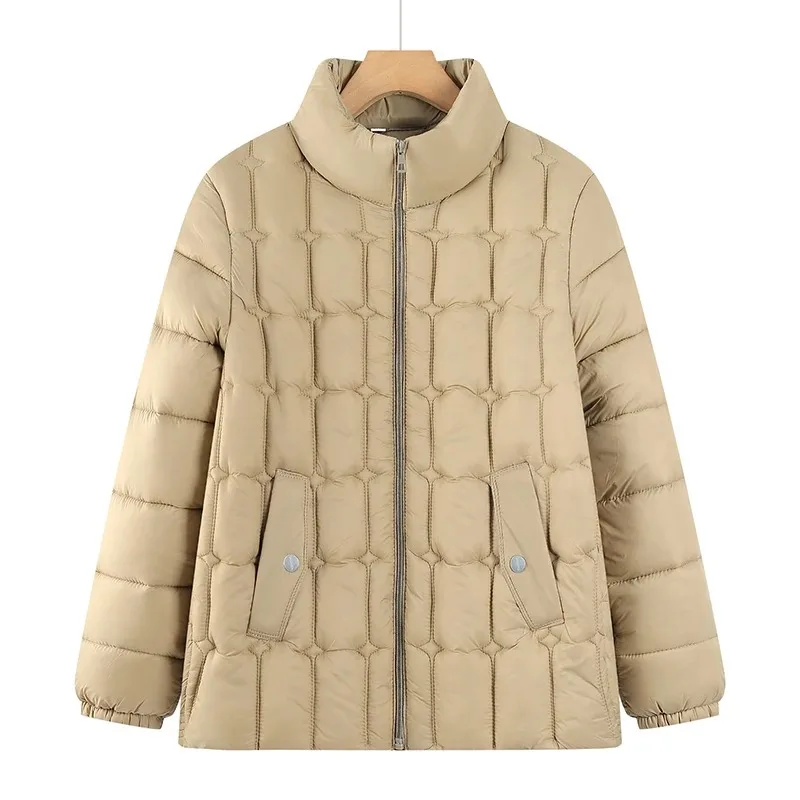 

New Thickened Winter Cotton Jacket for Middle-Aged and Elderly Women Loose Warm Mom Clothes 2025