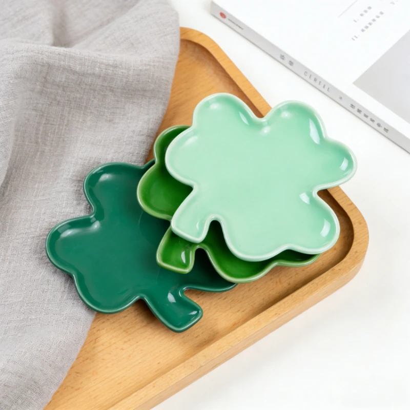 Exquisite European Style Irregular Ceramic Jewelry Dish Bracelet Ring Display Tray Organizer for Home Dresser Desktop Decoration