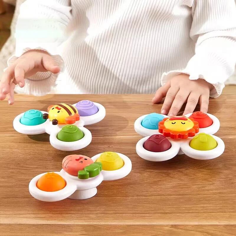 1PCS Del Bambino Del Fumetto Agitarsi Spinner Giocattoli Colorati Insetti Giroscopio Giocattolo Educativo Punta Delle Dita Sonaglio Giocattoli Da Bagno per Le Ragazze Dei Ragazzi Regalo