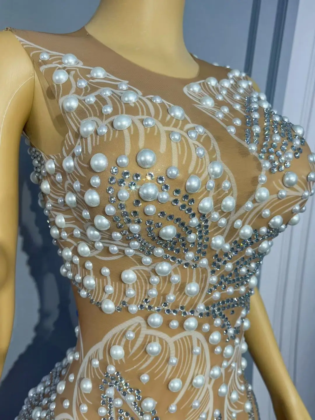 

Zhuhualuo Elegant Women Gorgeous Pearl Evening Dress Rhinestone Print See Through Mesh Dress Dinner Birthday Ball Party Dress