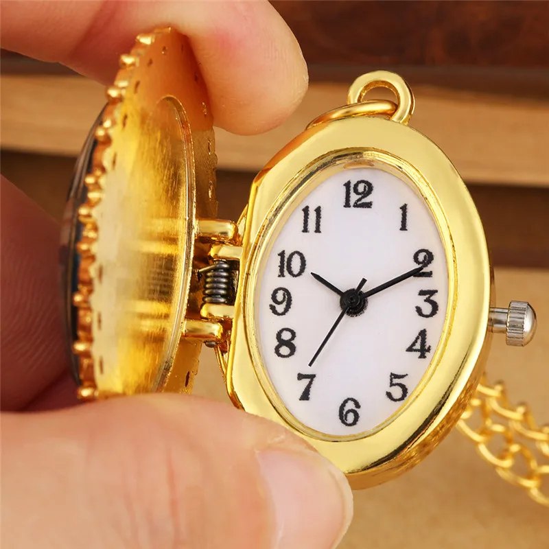 Reloj de bolsillo analógico de cuarzo para hombre y mujer, pulsera con forma ovalada dorada, diseño de la Virgen María, colgante religioso con cadena de suéter de recuerdo