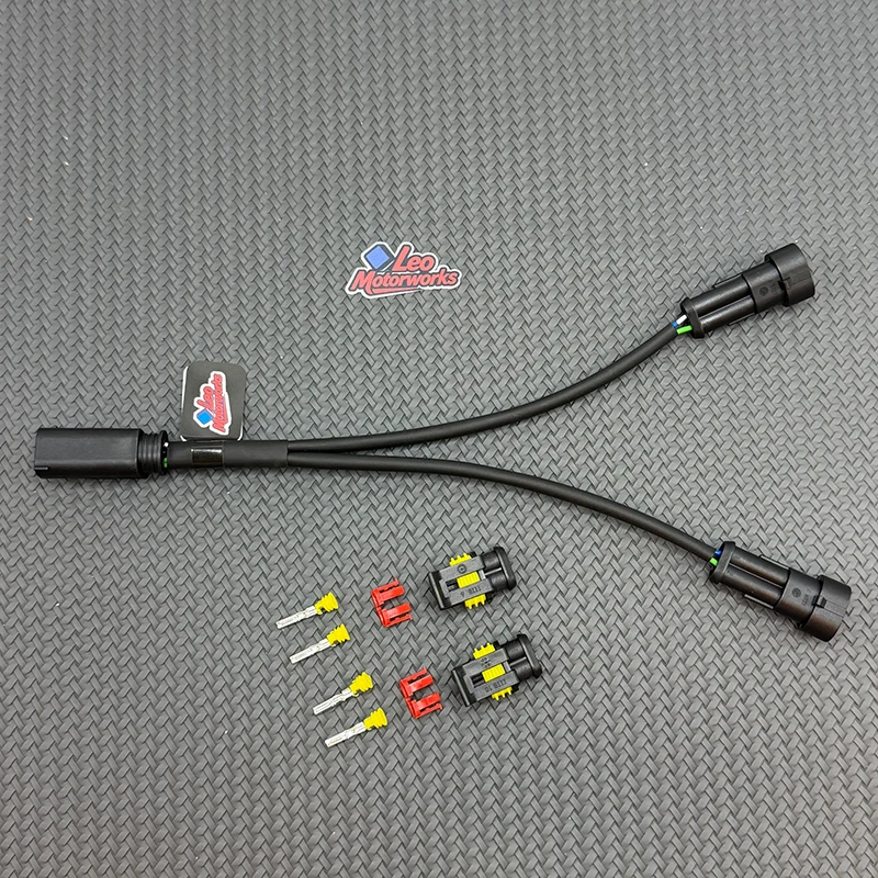 For BMW Y-Splitter Adapter Cable USB for S1000 XR R RR K1200 1250 1300 GS 650 700 750 800 850 900 Motorcycle Accessory Car Tool