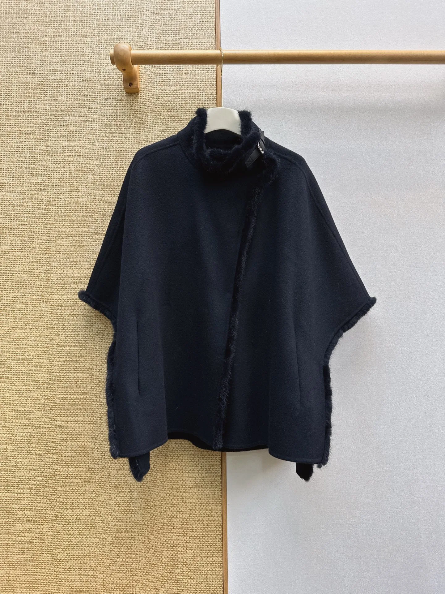 New Autumn Winter Double-faced Wool Cape Poncho, Holiday Style, Mink Fur Trim & Leather Buckle, Batwing Sleeve, Hidden Pockets,