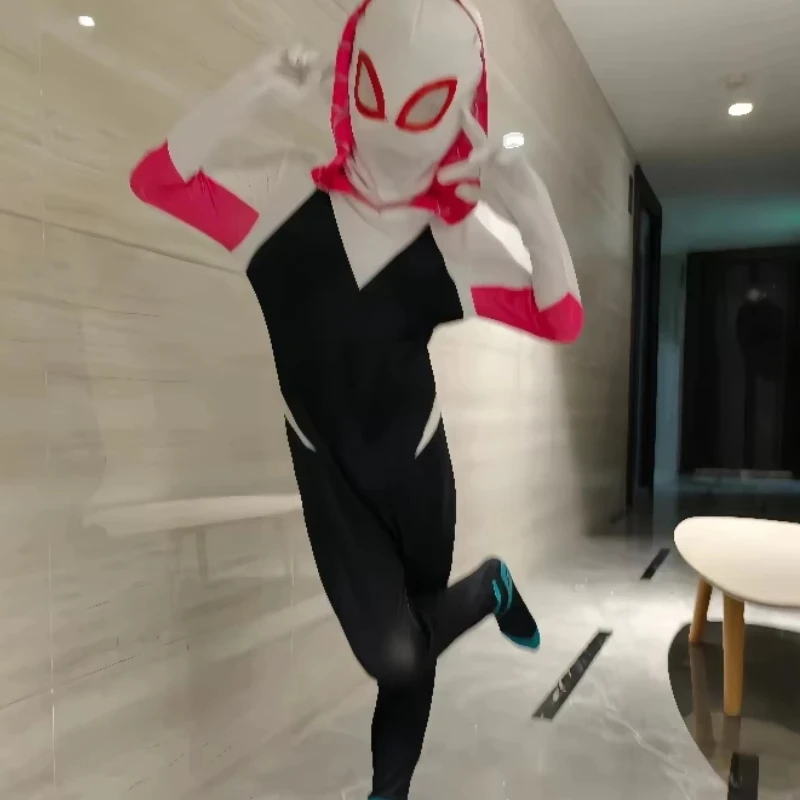 コスプレで人気！ウェブスリンガーの全身タイツコスチューム。ハロウィンパーティーやイベントに最適な、テーマに沿ったフルボディスーツ。コレクションにもなる一着。
