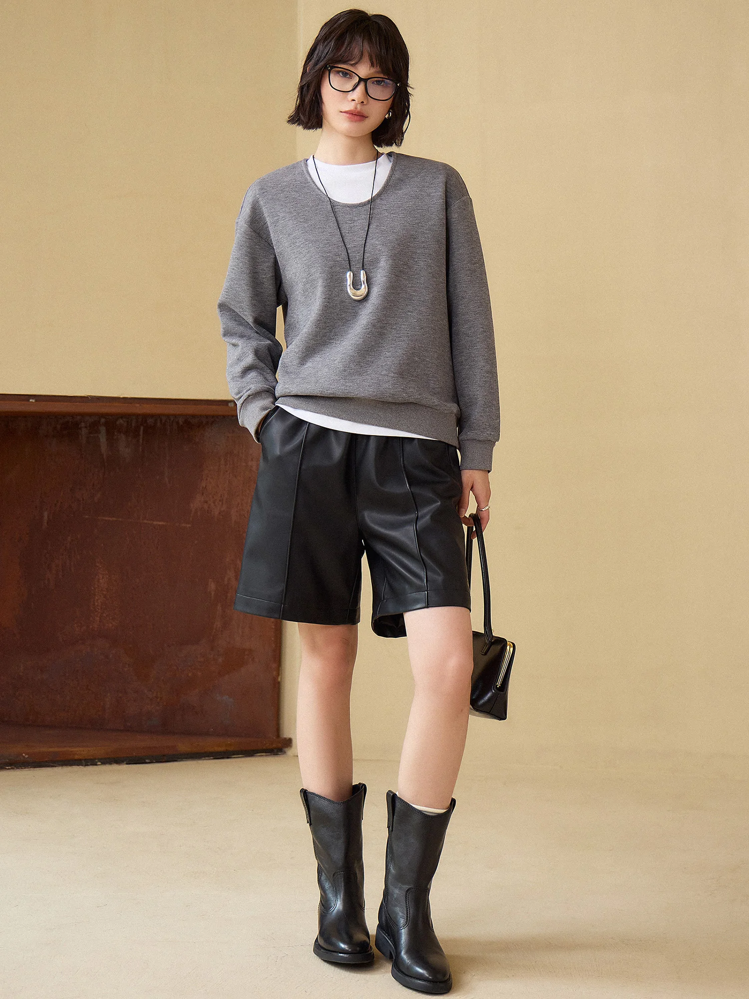 

Comfortable round Ne Sweatirt Women's Loose Casual Pull-over Top Hua Ji Yan Satellite Autumn Winter New Sle Polyester V...