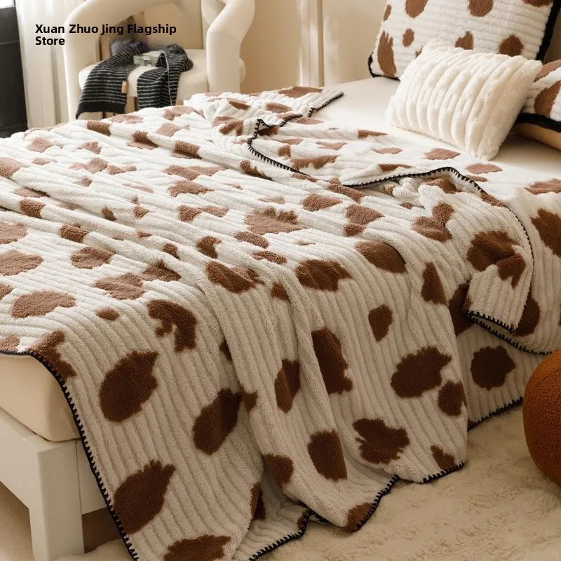 

Thickened Half Velvet Milk Velvet Single Layer Sofa Warm Cover Blanket Winter New Style Simple Style 100% Polyester Fiber Bla...