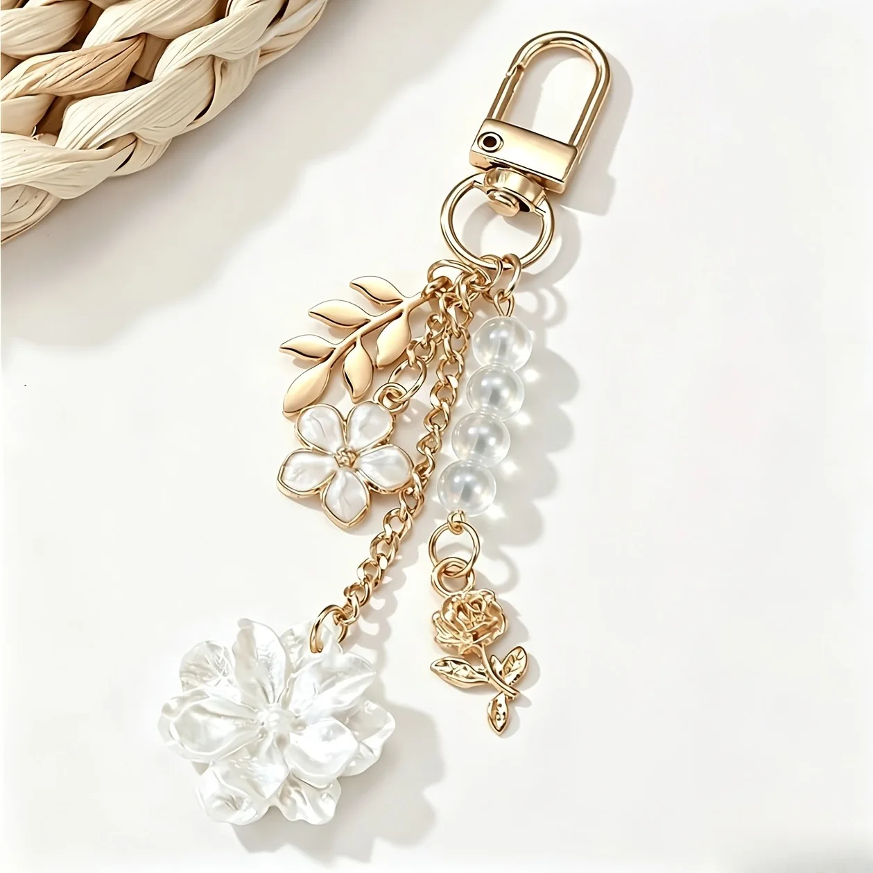 2/1 Piece with Random Color, Rose-Themed Bag Charm, Flash Drive Keychain, Metal Lanyard, Cute Stone Pendant, Key Chain, Phone Charm, Holiday Gift, Keychain, Lanyard, Key Chain Decoration, Halloween and Christmas Gifts