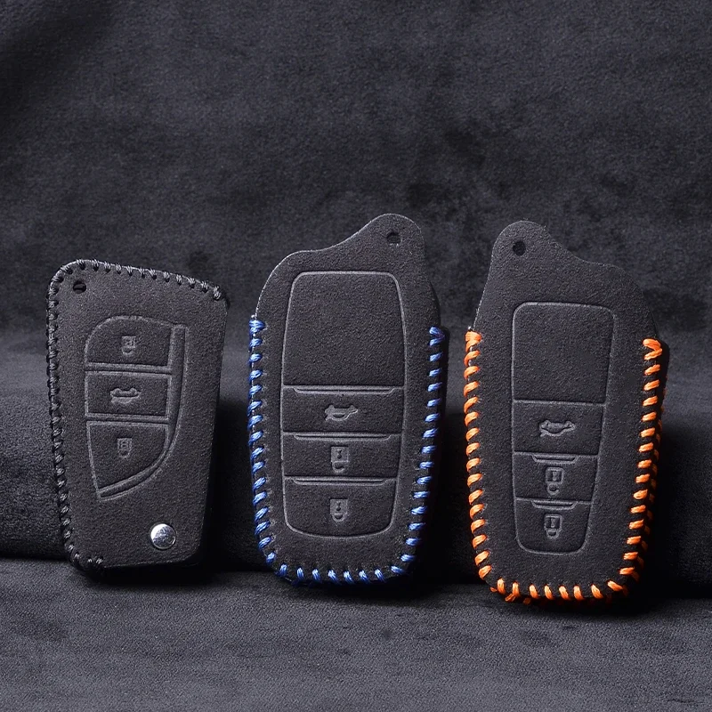 Leather Car key case key cover For Toyota Prius Camry Corolla CHR RAV4 Prado Crown Hilux Fortuner Land Cruiser Avensis keychain