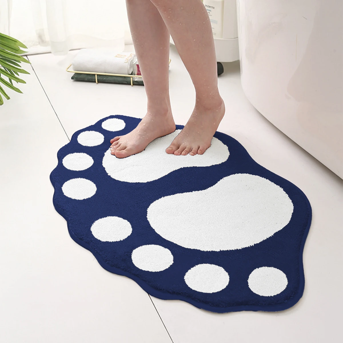 Thickened cartoon bathroom mat absorbent mat imitation cashmere  non-slip mat bedroom bedside wear-resistant foot mat