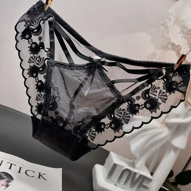 European and American Sexy Low Waist Hollow Lace Underwear Women\'s Transparent Bow Comfortable Mesh Panties Female Briefs 2024