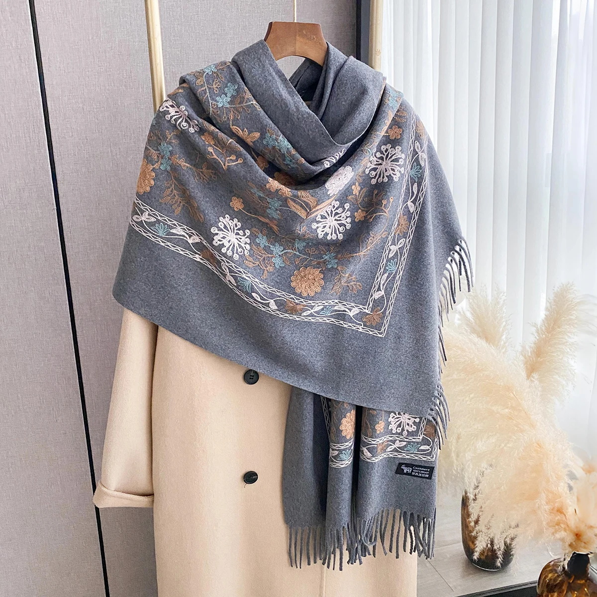 

2025 Women Winter Fashion Warm Cashmere Scarf Embroidery Pashmina Blanket Thick Shawl Wrap Neckerchief Bufanda Echarpe Poncho
