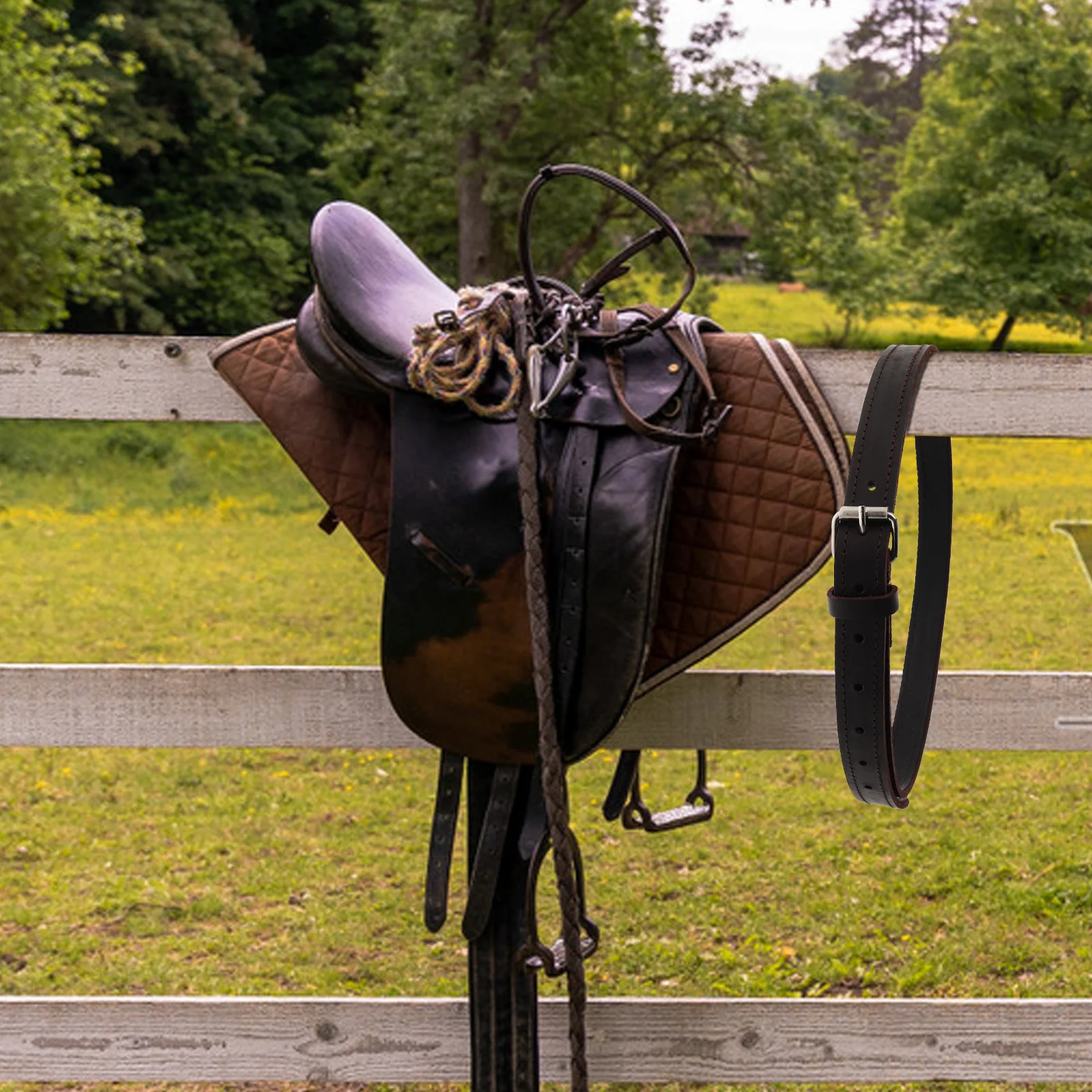 جلد الركاب القابل للتعديل، مشبك من سبائك الزنك، معدات تدريب الفروسية الناعمة والمتينة لركوب الخيل للبالغين