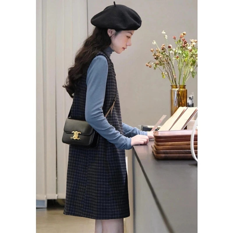 Women Clothing 2024 Autumn Winter Vintage Plaid Luxury Chic Dresses Korean Fashion Casual O Neck Sleeveless All Match Midi Dress