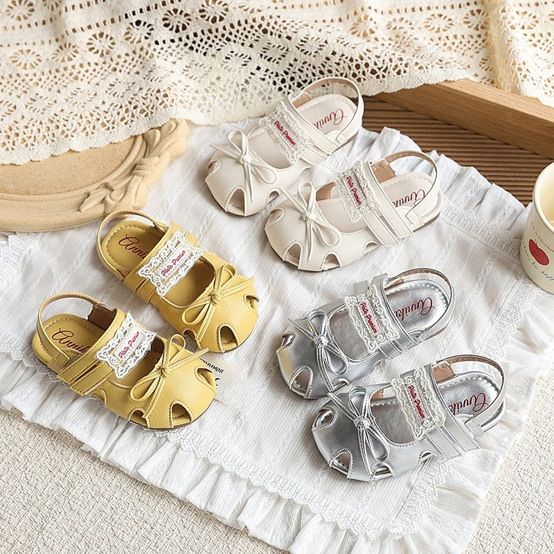 Girls Toes Capped Sandals with Bow-knot Children Summer Beach Shoes Soft Sole Anti Slip Kids Hollow Out Princess Sandals