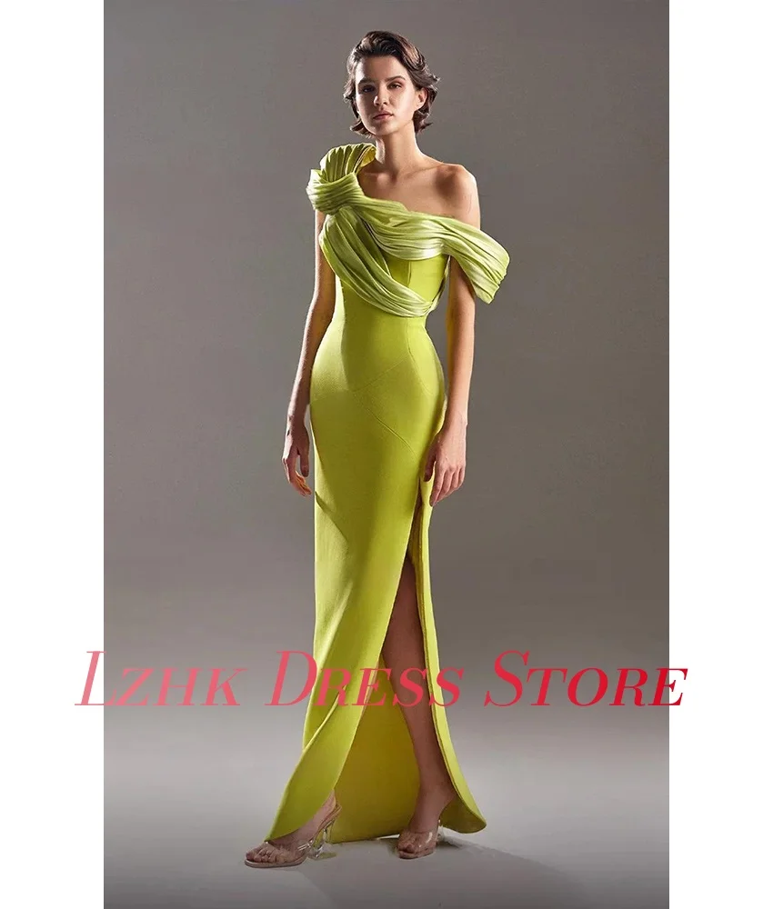 Aangepaste sexy jersey rechte avondjurk met één schouder Temperament Korte mouwen Vloerlengte فستان • Daug 1897