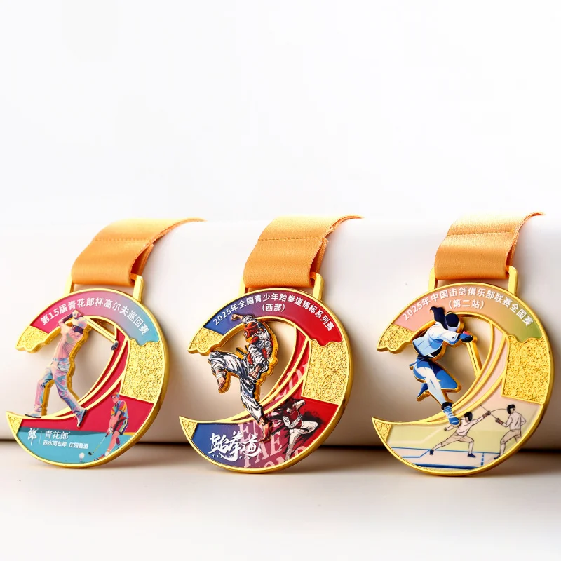 Customized fencing medals for making metal sports competition plaques for children. Production of rotating awards for prizes.
