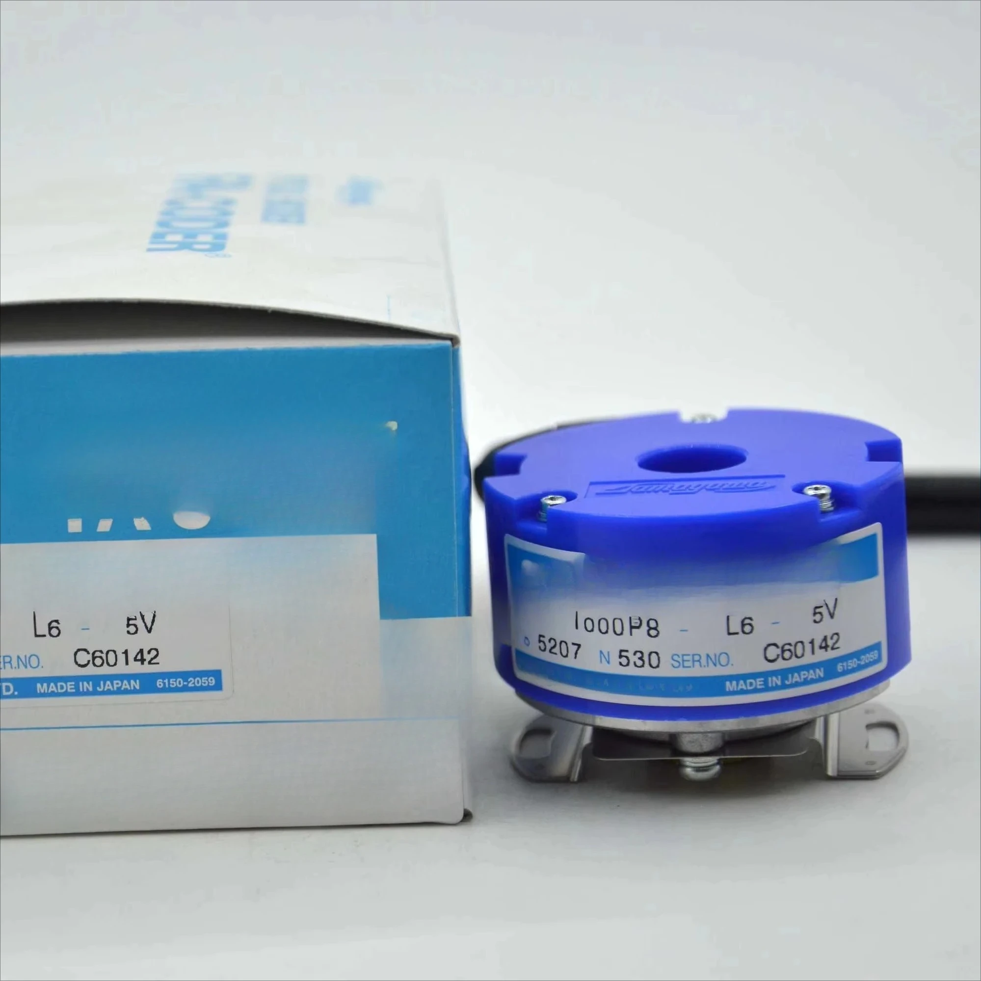 TS5207N530 OIH48-1000P8-L6-5V Hollow shaft servo encoder New original genuine goods are available from stock