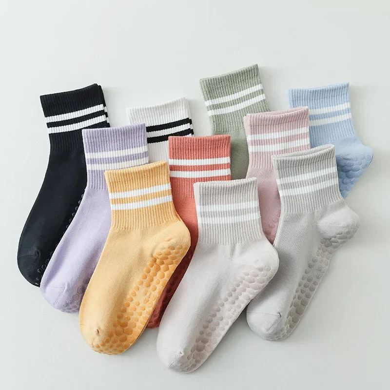 

Yoga Socks Women Professional Silicone Non-slip Pilates Socks Casual Striped Cotton Indoor Floor Gym Fitness Dance Sports Socks