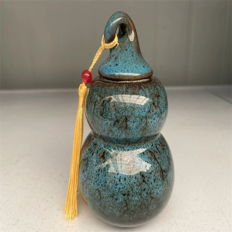 

China Old Porcelain ,Blue glazed porcelain gourd bottle, storage bottle with lid